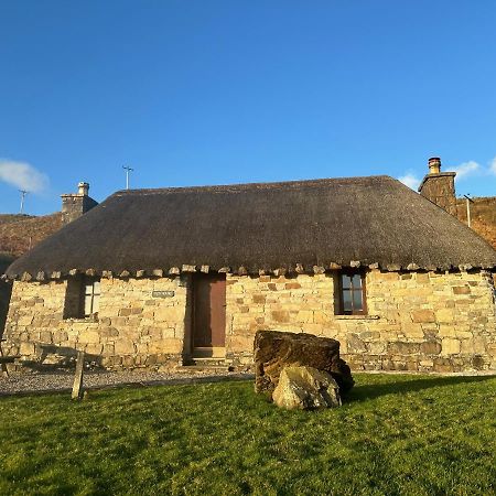 Tigh Mairi At Mary'S Thatched Cottages Elgol المظهر الخارجي الصورة