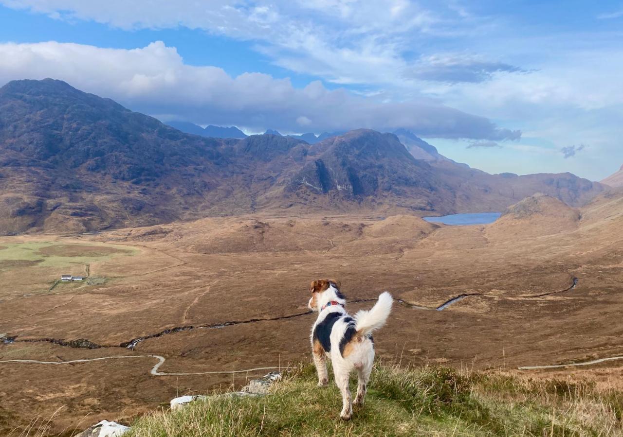 Tigh Mairi At Mary'S Thatched Cottages Elgol المظهر الخارجي الصورة
