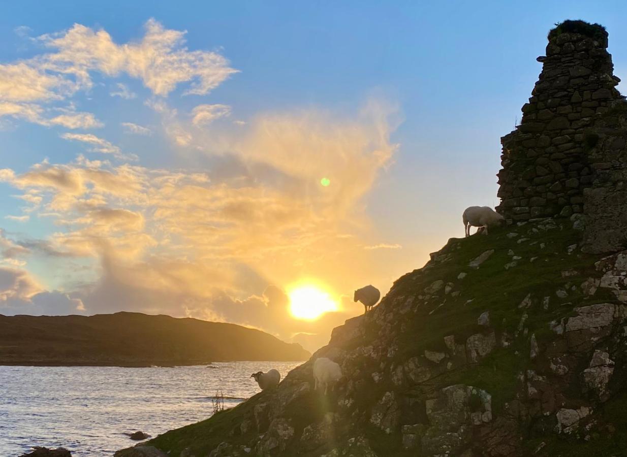 Tigh Mairi At Mary'S Thatched Cottages Elgol المظهر الخارجي الصورة
